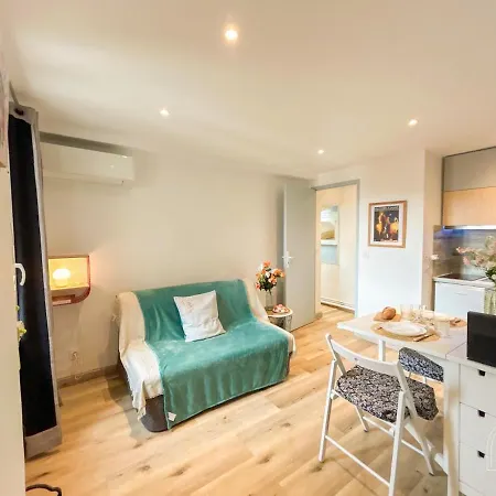 Climatisé Dans Le Centre-ville De Apartamento Sanary-sur-Mer