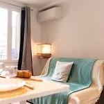 Climatise Dans Le Centre-ville De *